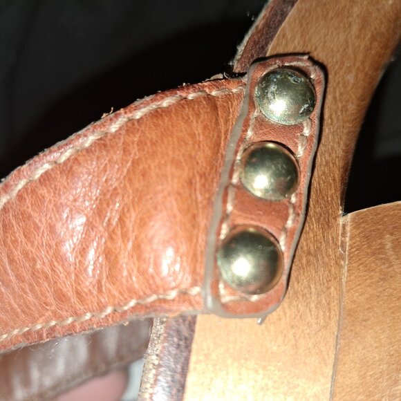 Old School Vintage Coach Size 10 Wooden Heel Strap Platforms in British Tan - Picture 11 of 14